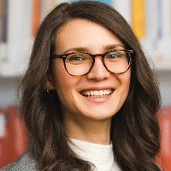 Porträtfoto von Dr. Edvina Bešić